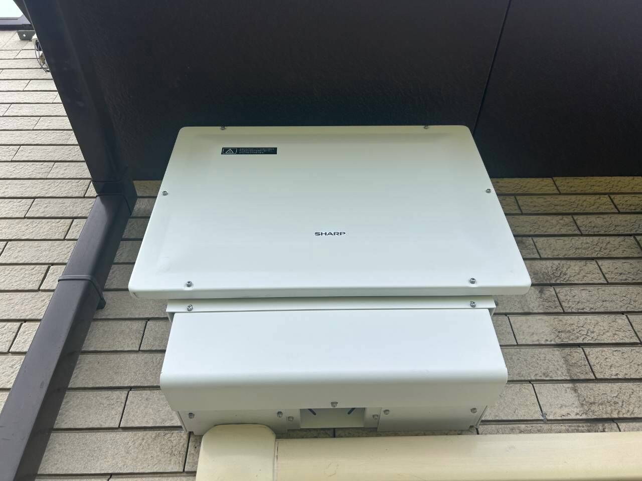 倉敷市でシャープのパワーコンディショナを交換｜交換時期の目安と、交換前に知っておきたいこと（4.0kW）