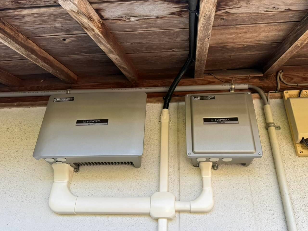 真庭市で創蓄（太陽光発電＋蓄電池）を新設｜シャープ 3.519kW＋9.5kWh（全負荷型）と、県北の暮らしに合う備え